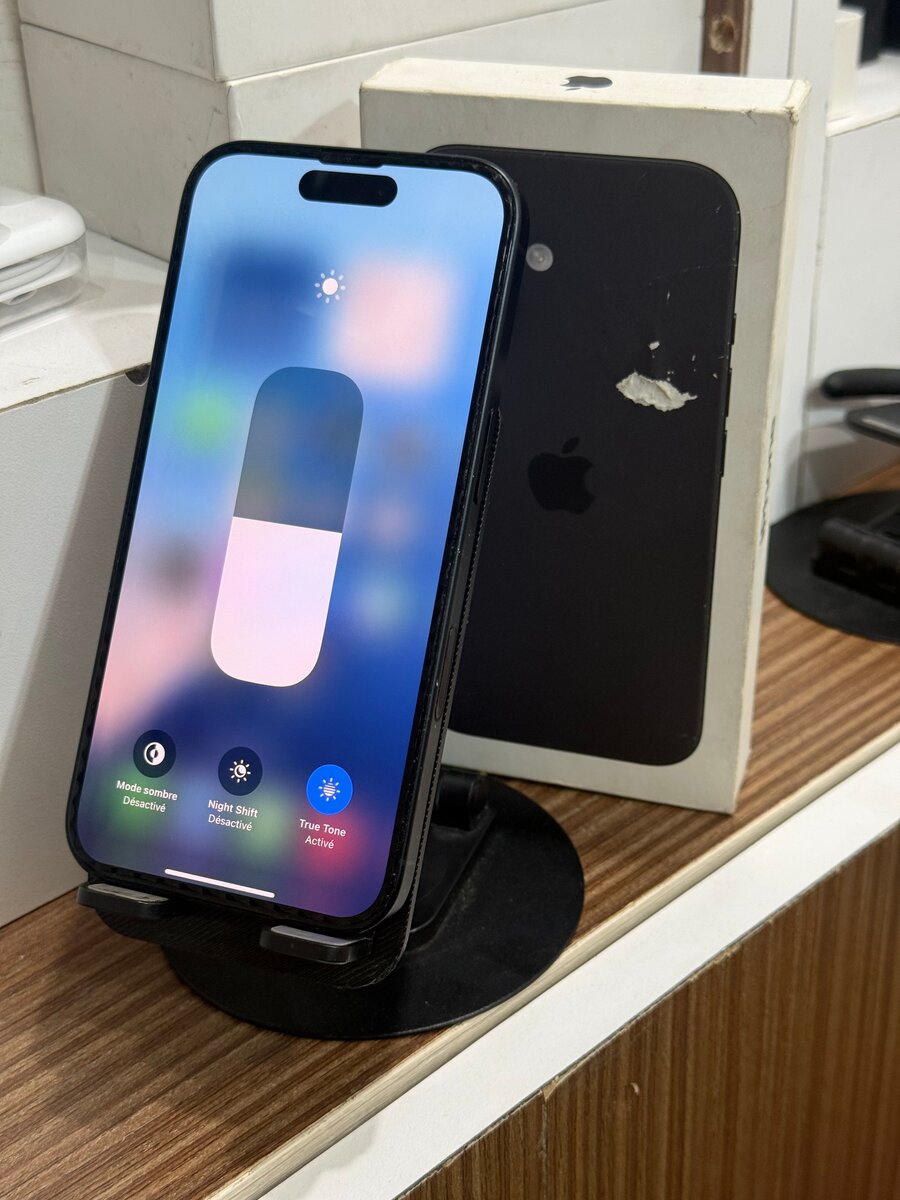 iPhone 16 128gb avec carton