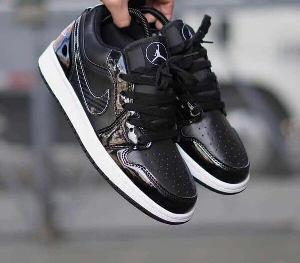 Chaussures de sport noires élégantes