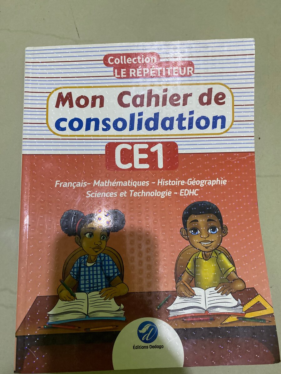 Livre d'exercices scolaire CE1 CM1