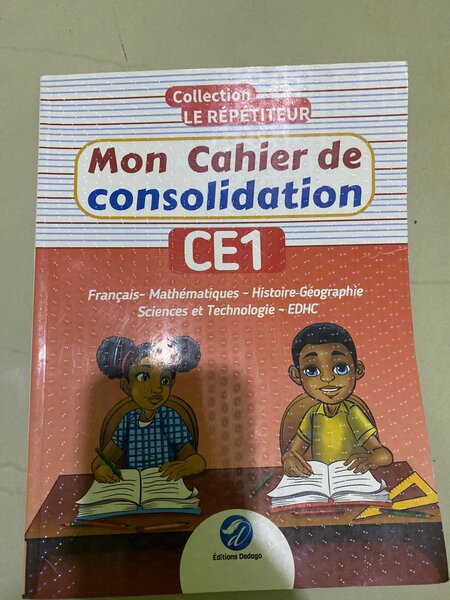 Livre d'exercices scolaire CE1 CM1