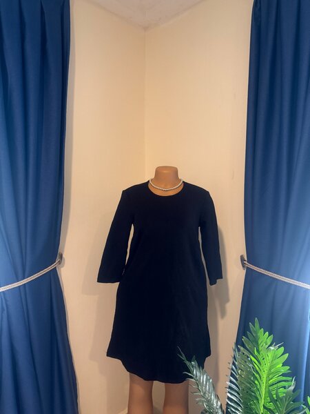 Loose dress for the office ,lectures etc