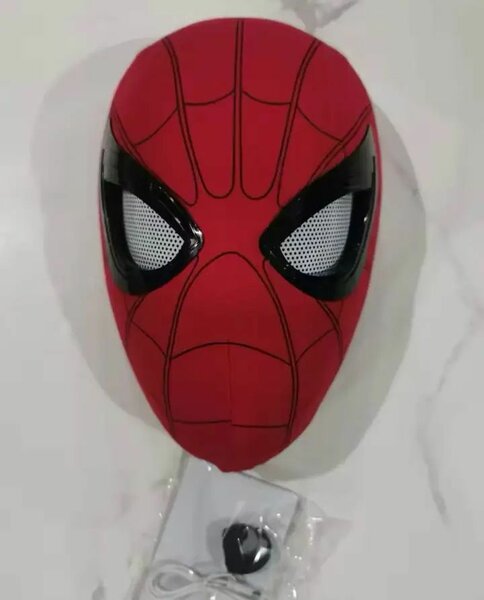 Masque de super-héros réaliste