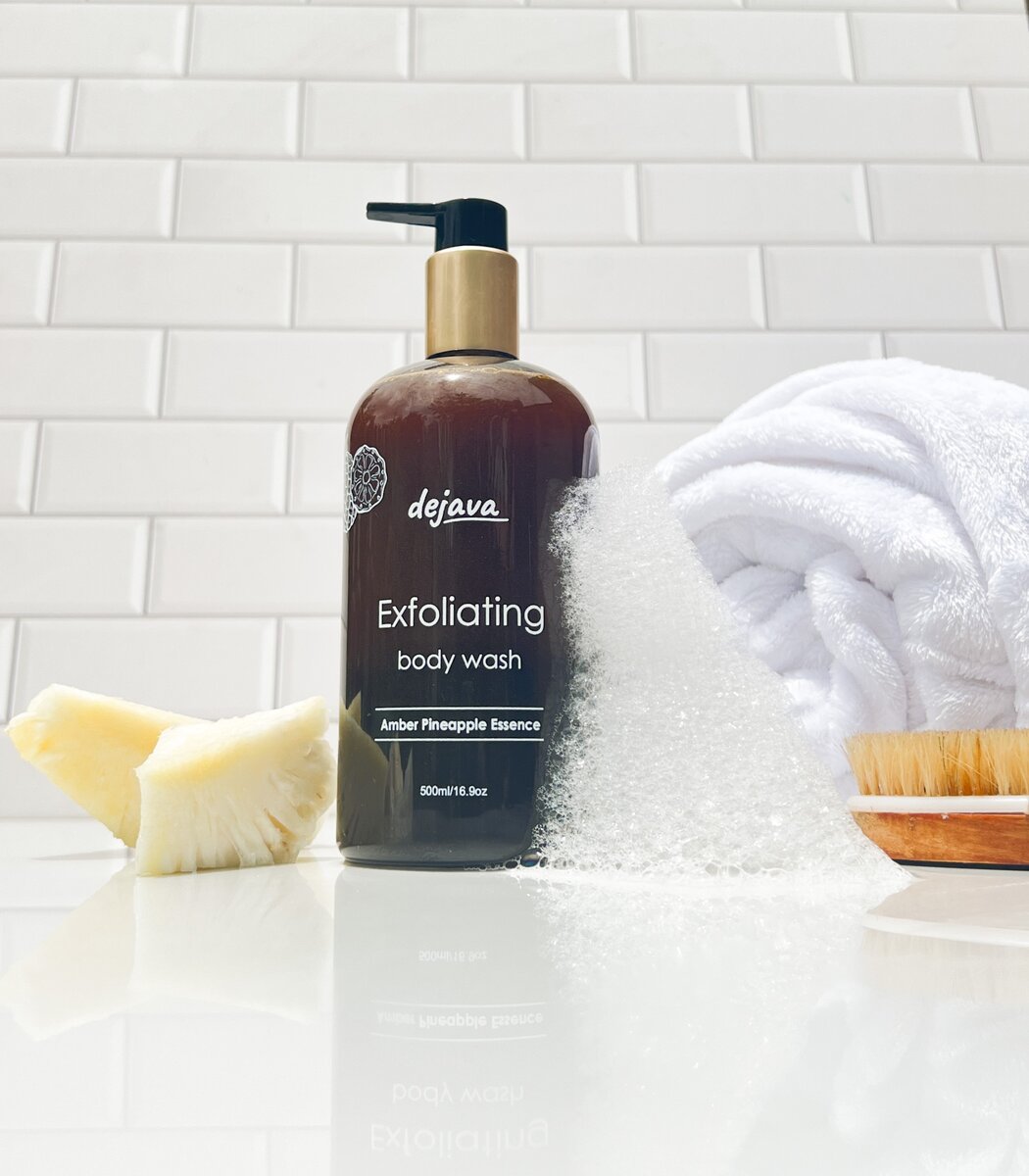 Dejava Exfoliating body wash (Amber pineapple essence )