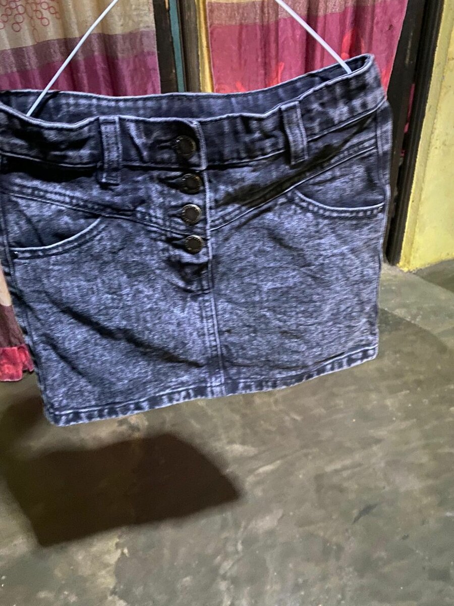 Jupe en jean à boutons