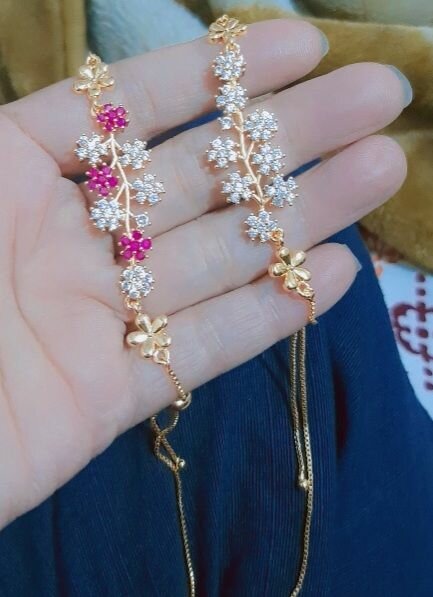 one carats breslet
