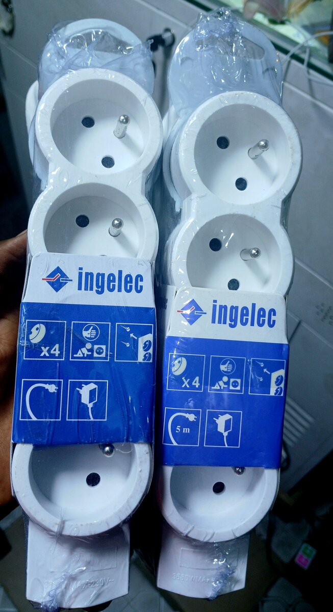 Multiprise électrique 4 prises