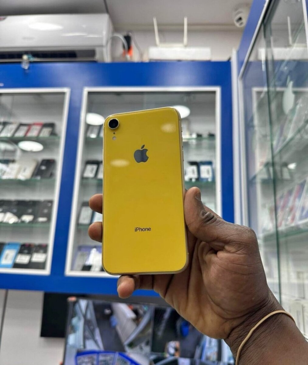 iPhone XR Jaune