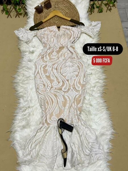 Robe sirène en dentelle