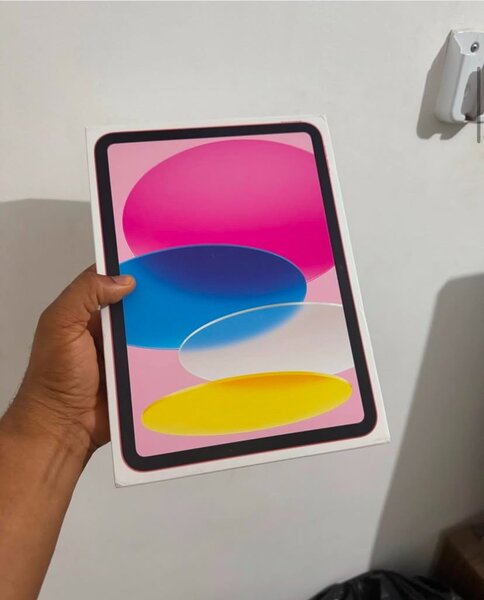 Brand new ipad 10th gen 64gb wifi only pink colors