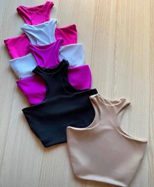 Crop tops tendance pour femme