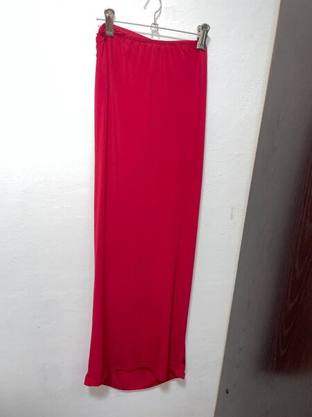 Юбка красная