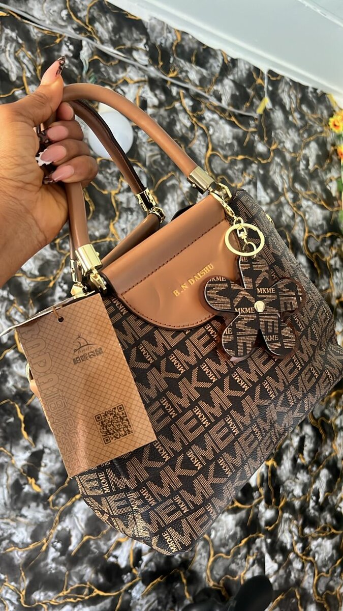 Sac à main élégant en cuir