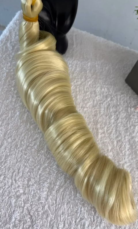 Spiral braids Luxury textures  24 inch