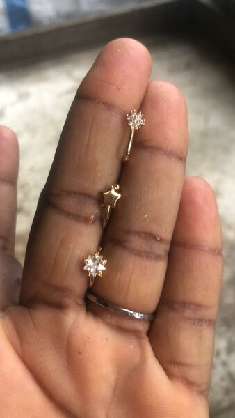 Anneaux de nez étoile dorés