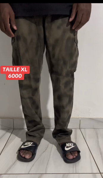 Pantalon cargo camouflage XL