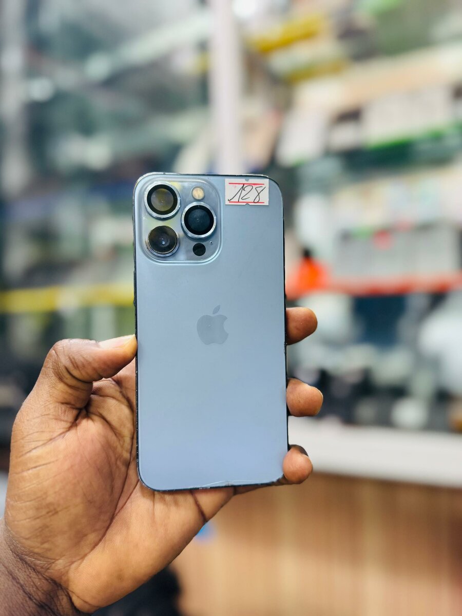 iPhone 13 Pro 128Go  Message