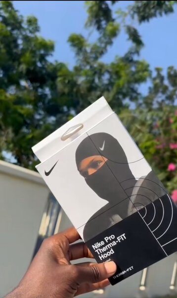 Nike Pro Therma-FIT Cagoule