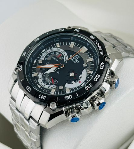 horloge chrome avec cadran noir edifice casio