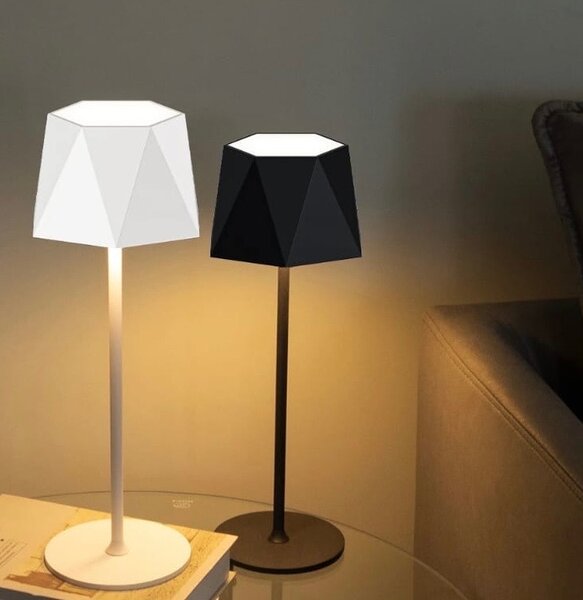 Lampe de table LED moderne