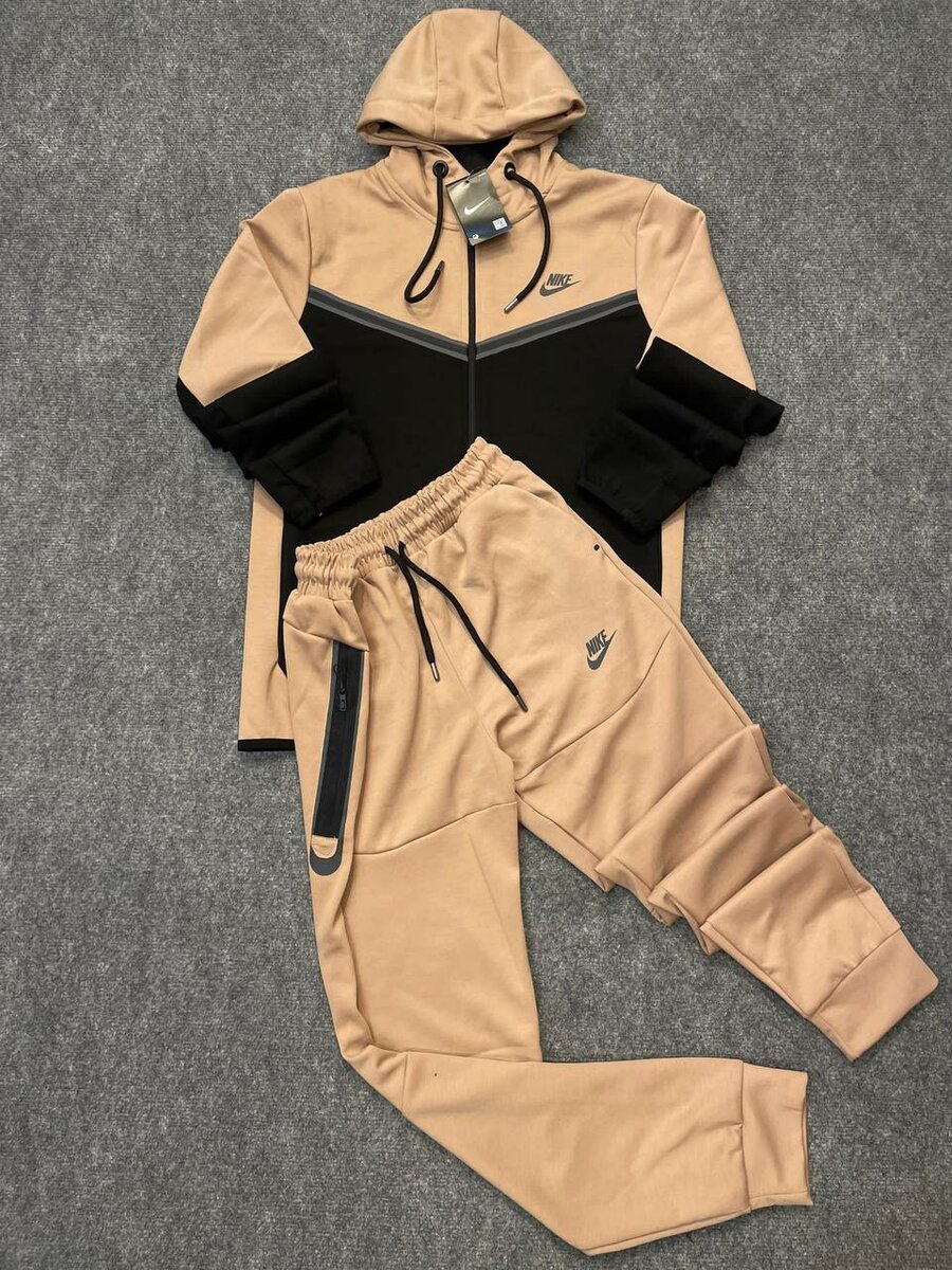 Ensemble de survêtement tendance