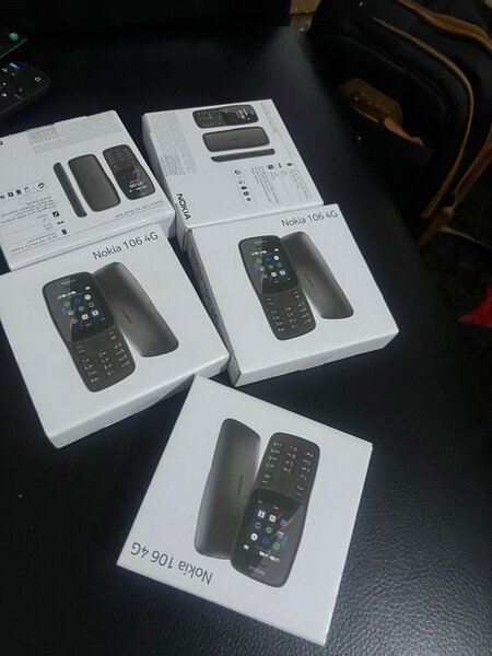 Nokia 106