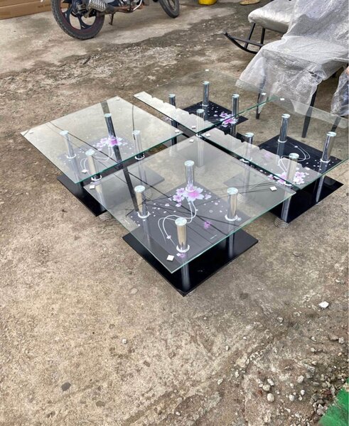 Tables basses en verre design