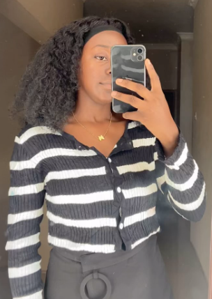  Short knitted cardigan with buttons  size:M