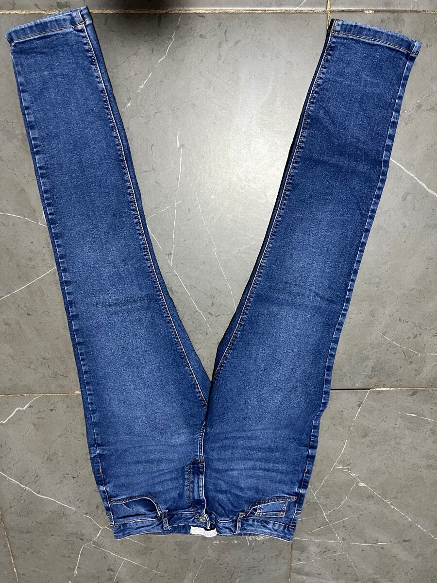 Ladies skinny jeans