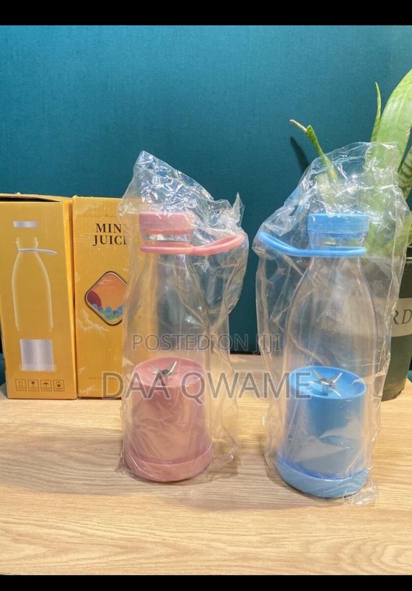 Portable Mini Rechargeable Blender