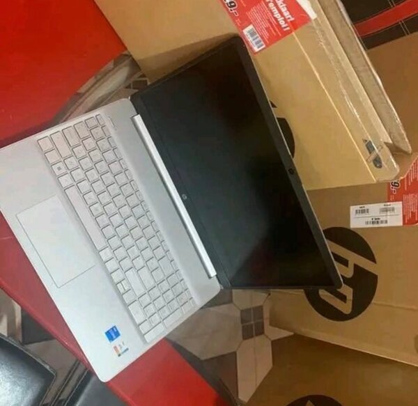 Portable Ordinateur HP Slim