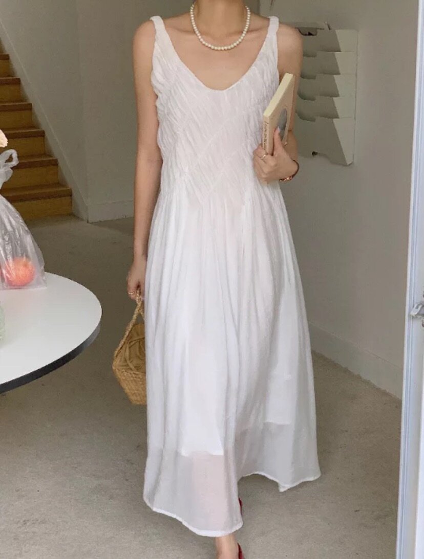 Robe longue blanche élégante