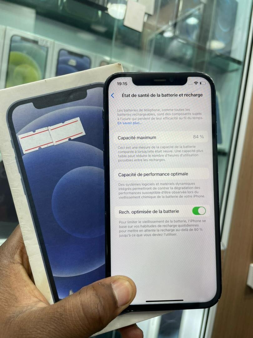 iPhone 12 simple 64giga