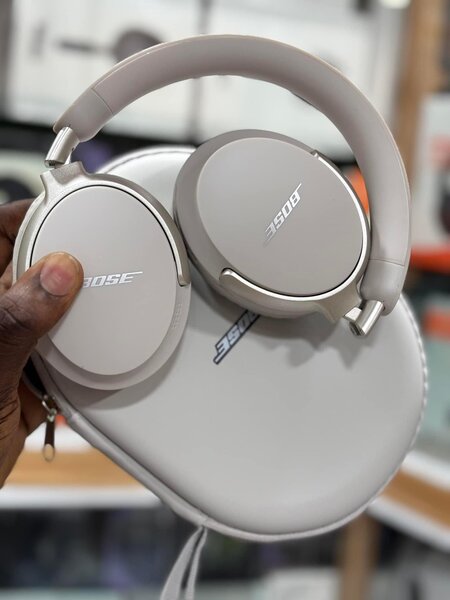 casque  Bluetooth  Bose  Quiet comfort ultra.