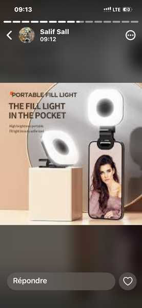 Lumière Portable Selfie