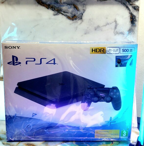 PS4 slim craqué 8jeux