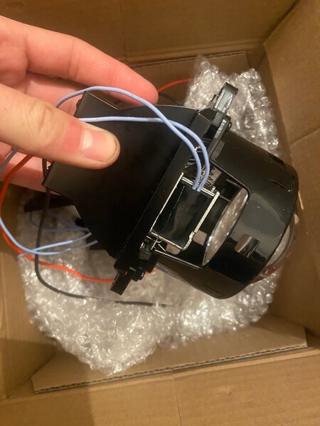 Линзы для авто универсал