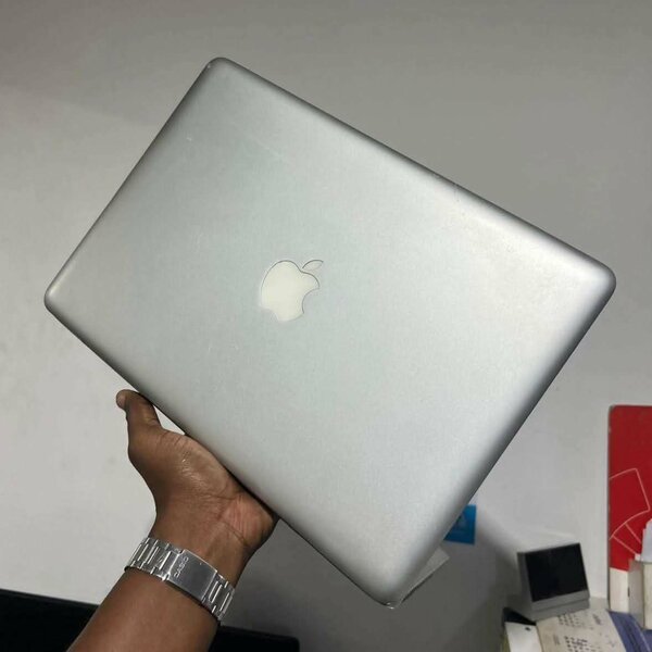 MacBook pro i5 8G RAME 2011