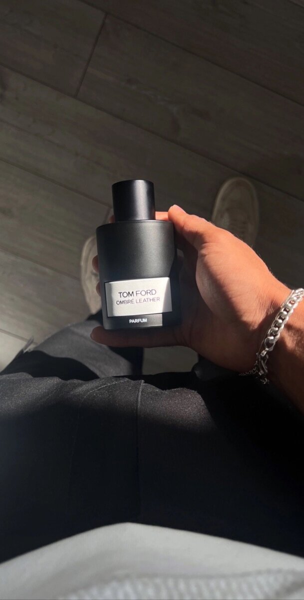 Tomford ombré leather perfume