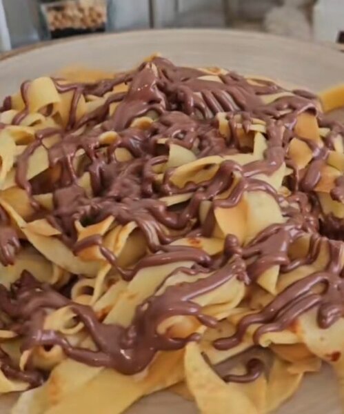 Délicieux Crêpes au Chocolat