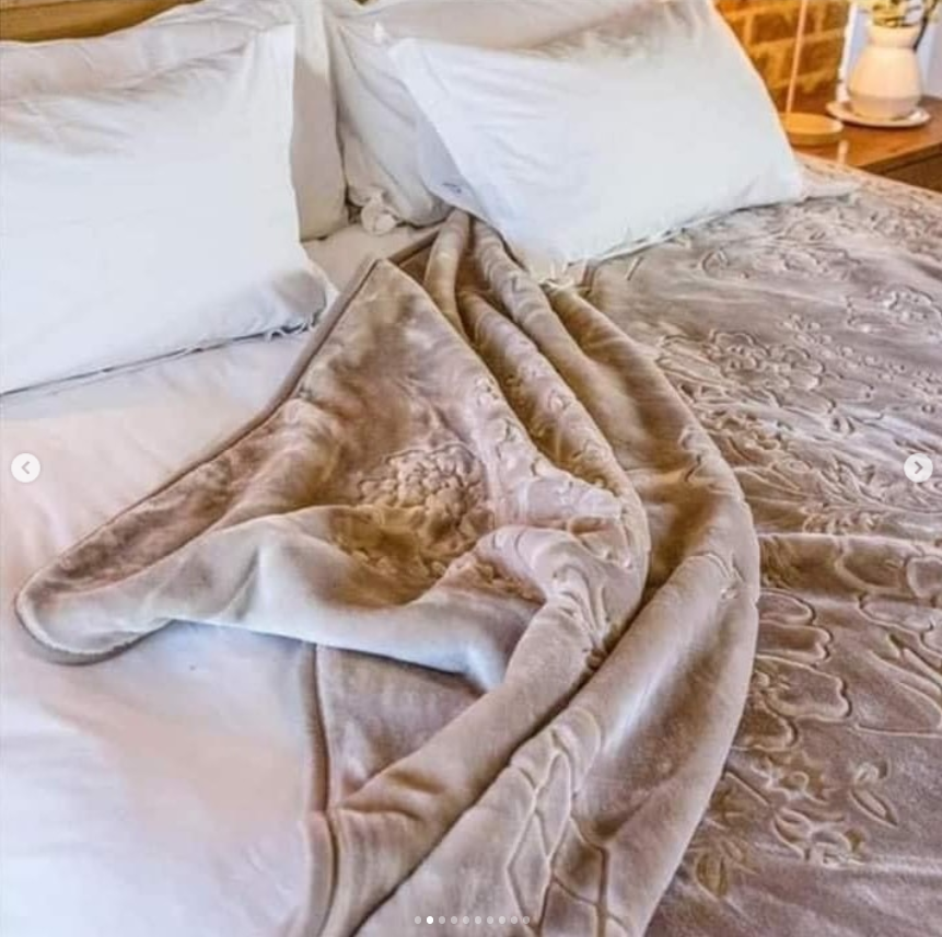 1PLY BLANKETS QUEEN SIZE