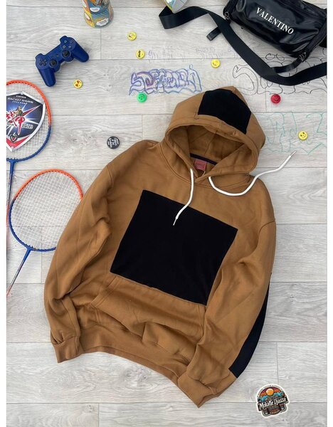 Sweat à capuche contrasté