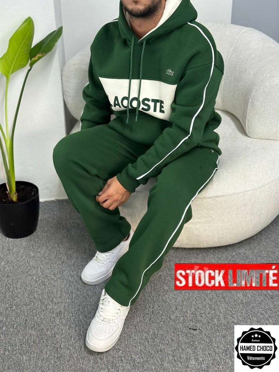 Costume sportswear Lacoste