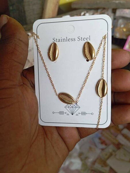 Bijoux coquillage en acier inoxydable