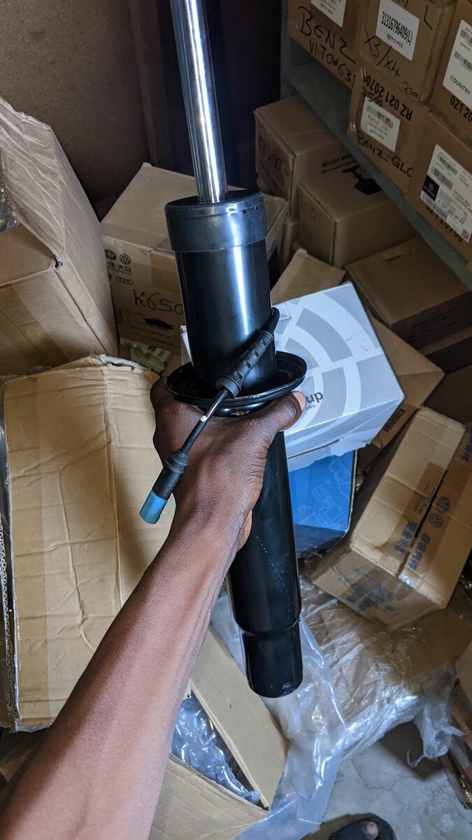 Front Electric Air Shocks For BMW X6 F86 & X5 F15 2017 - 202