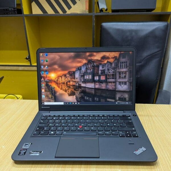 Ordinateur portable Lenovo ThinkPad