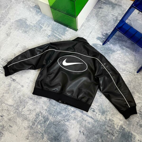 Veste Nike en cuir pour hommes