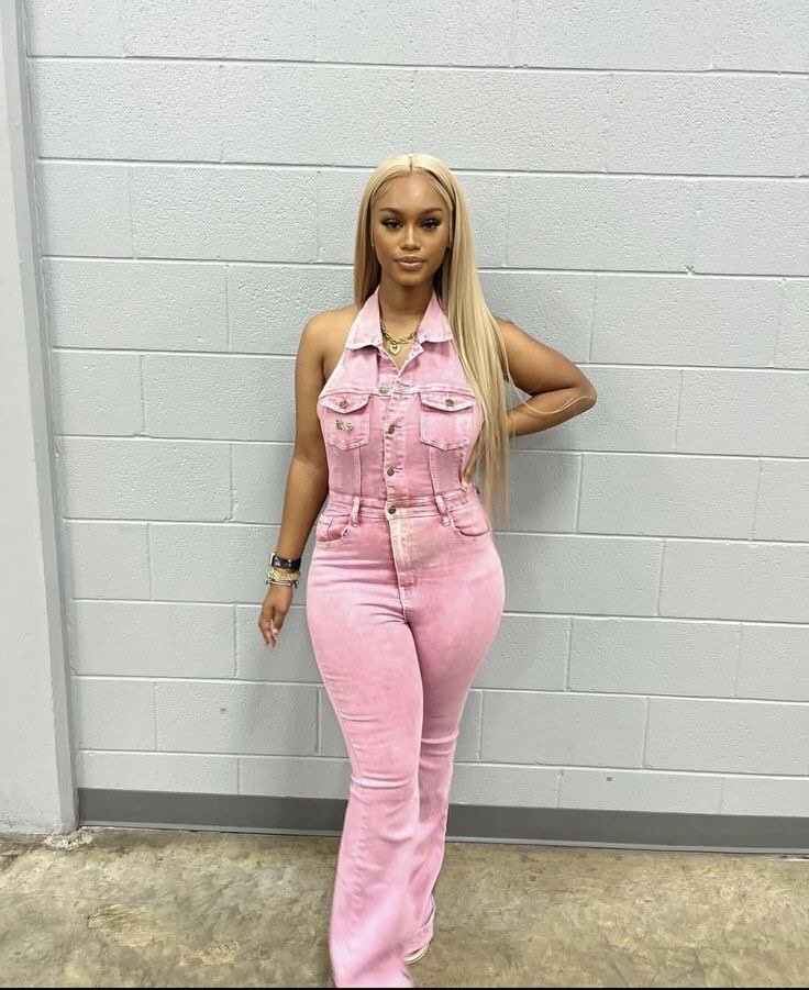 Combinaison rose sans manches