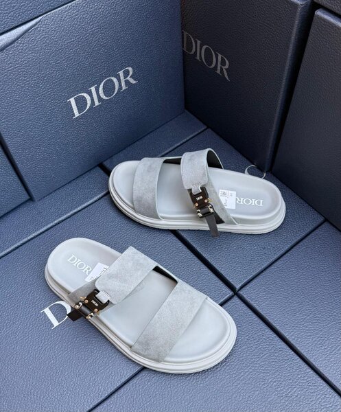 Sandales Dior en daim gris