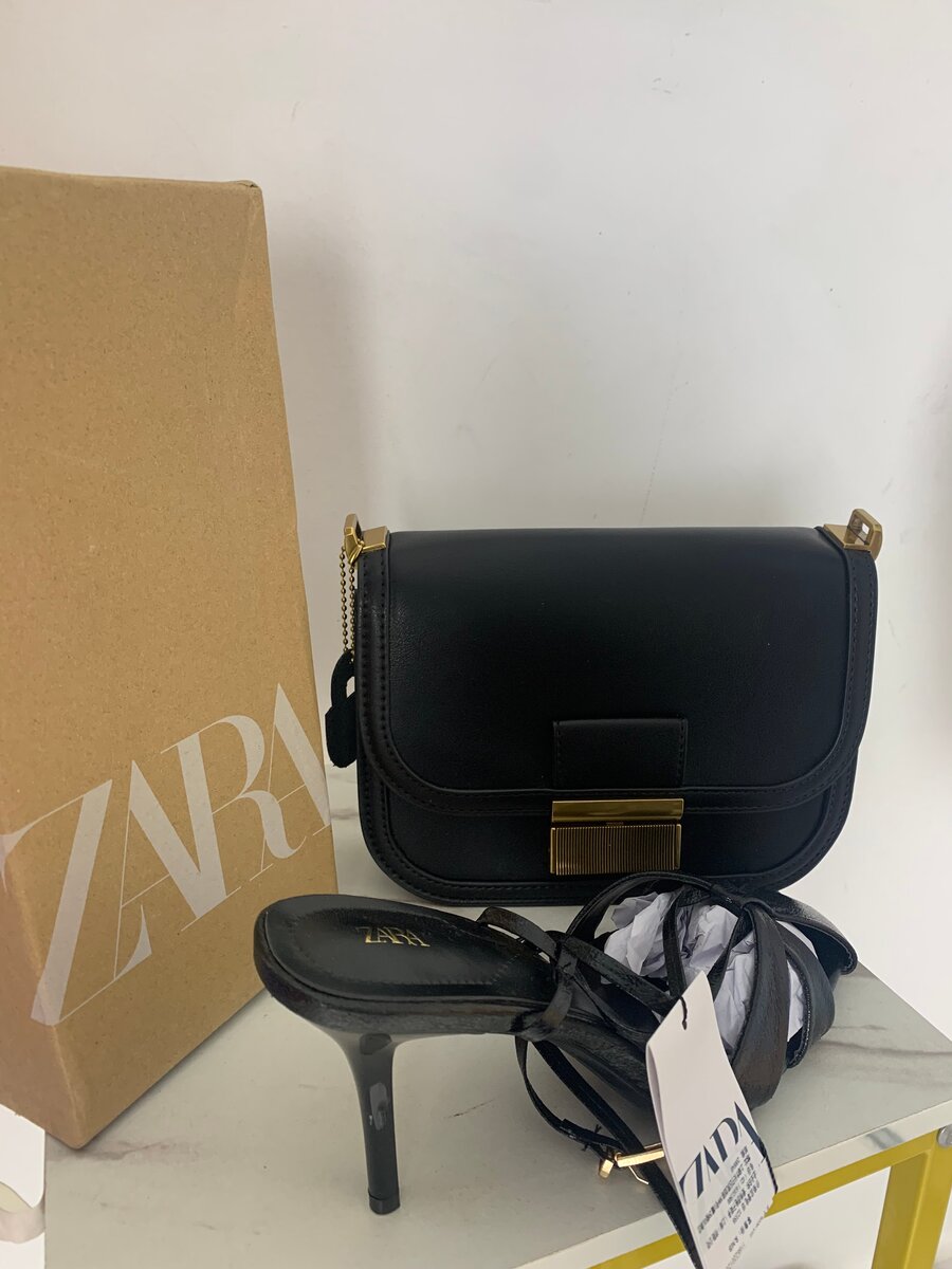 Sac bandoulière noir élégant