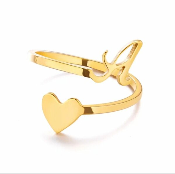 Bague avec des lettres